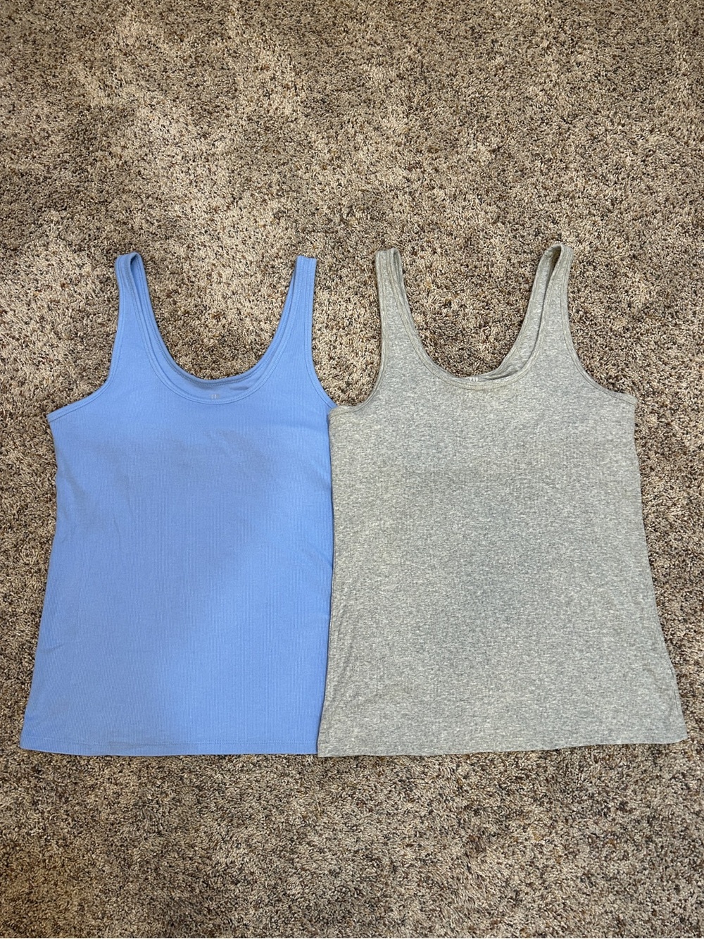 Lot of (2) GAP Ribbed Tank with Built-In Shelf Bra - Blue and Gray, size L